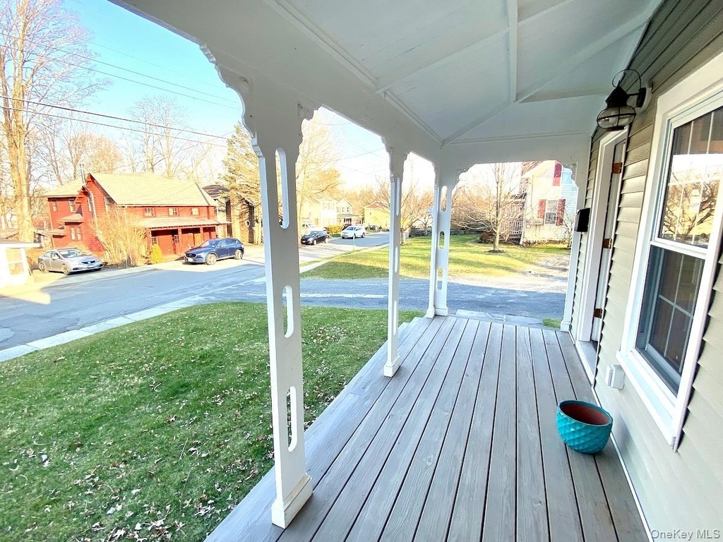 32 Oak Street - Photo 31