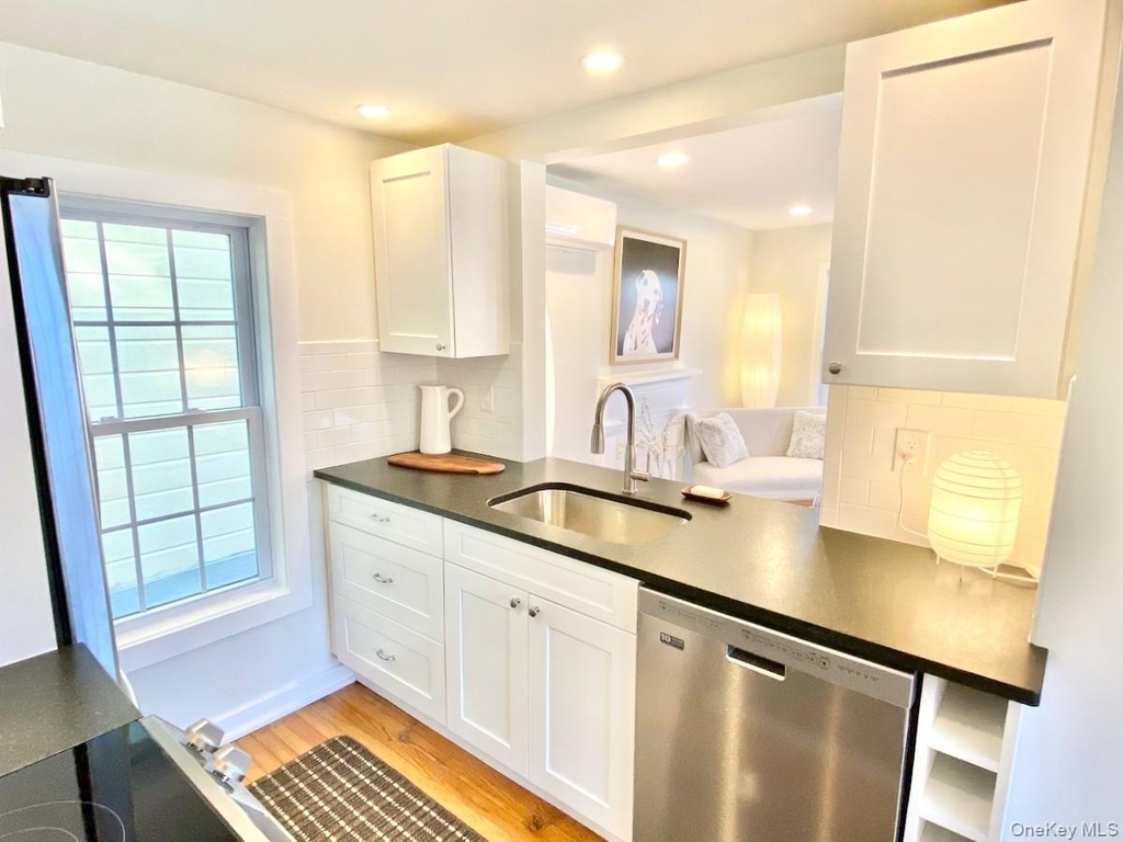 32 Oak Street - Photo 6