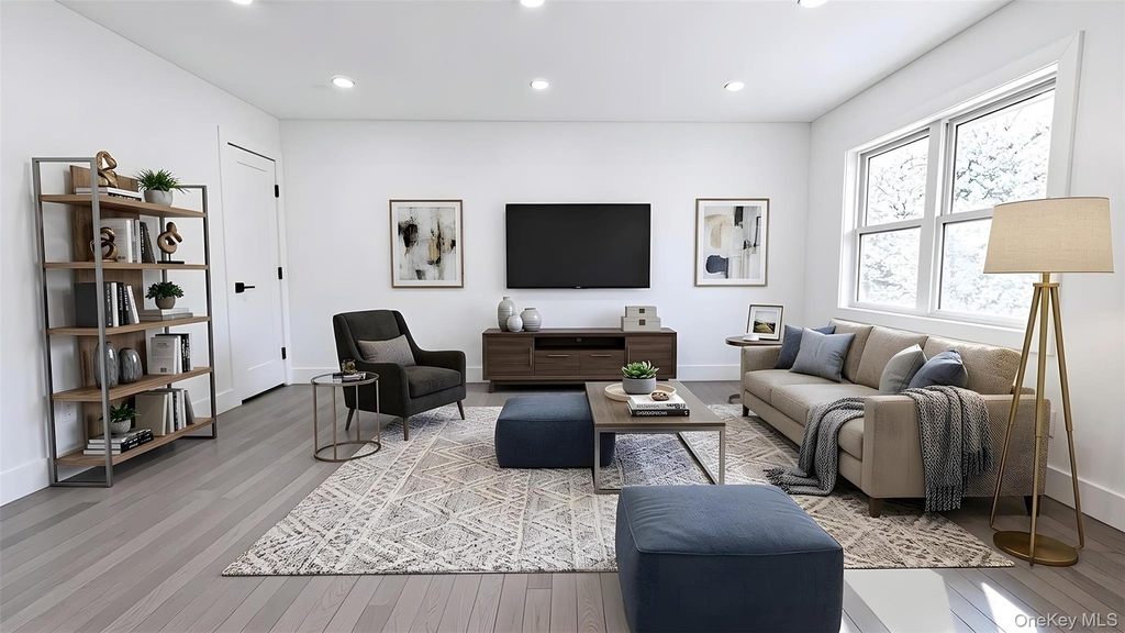 43 Yennicock Avenue - Photo 0