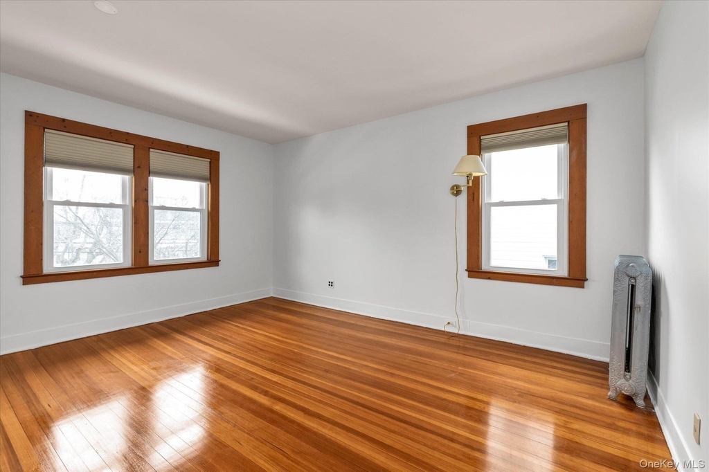 23 Thompson Place - Photo 0