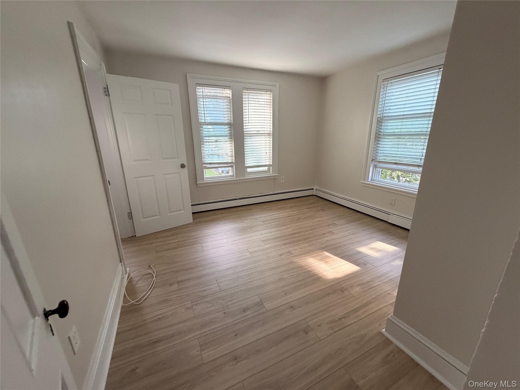 13-15 Cherry Avenue - Photo 16
