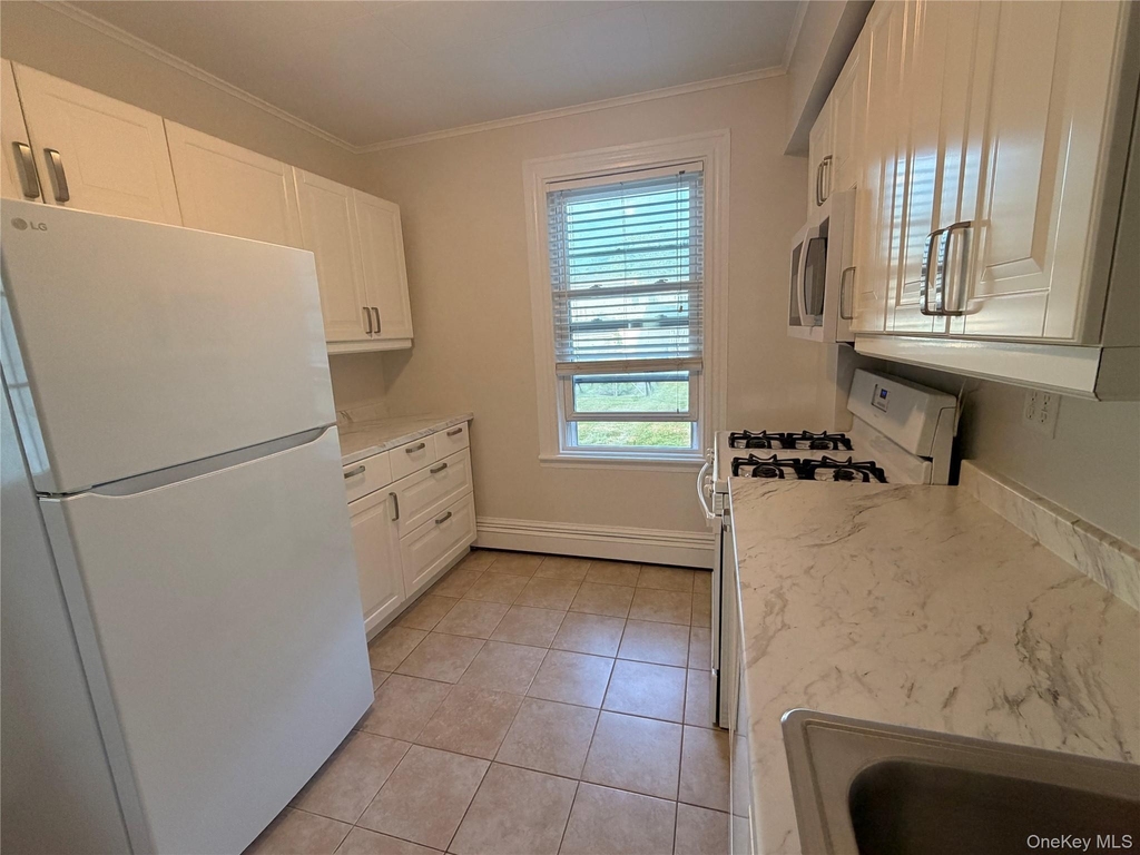 13-15 Cherry Avenue - Photo 15