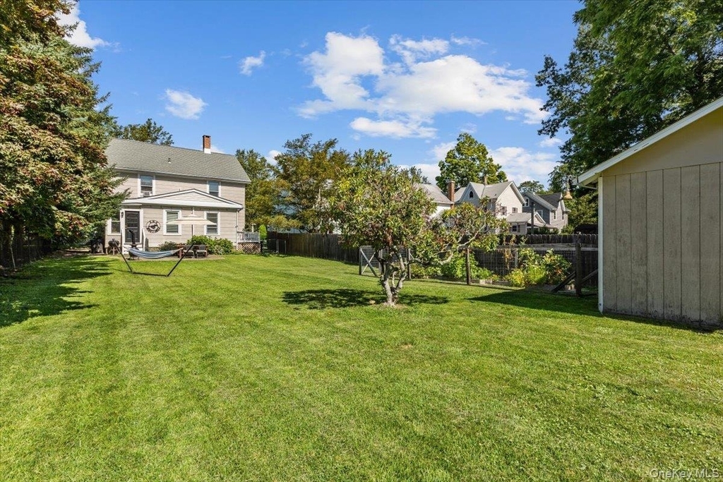 13-15 Cherry Avenue - Photo 22