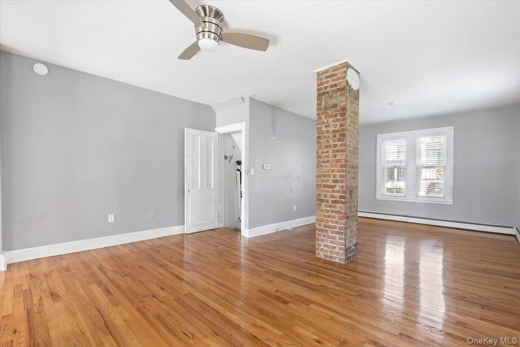 13-15 Cherry Avenue - Photo 2