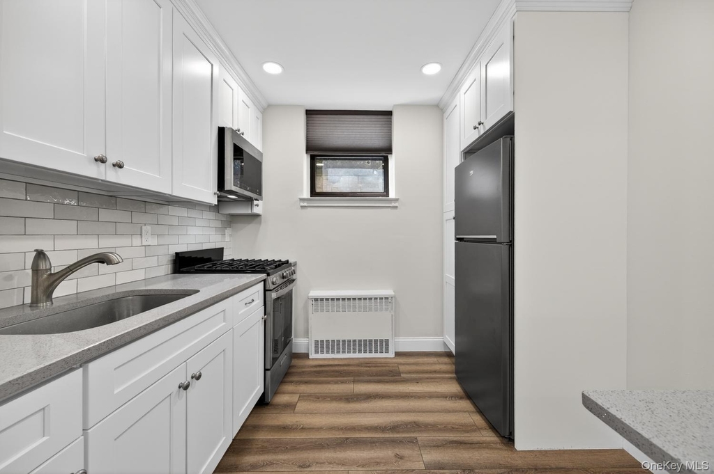 319 Main Street - Photo 13