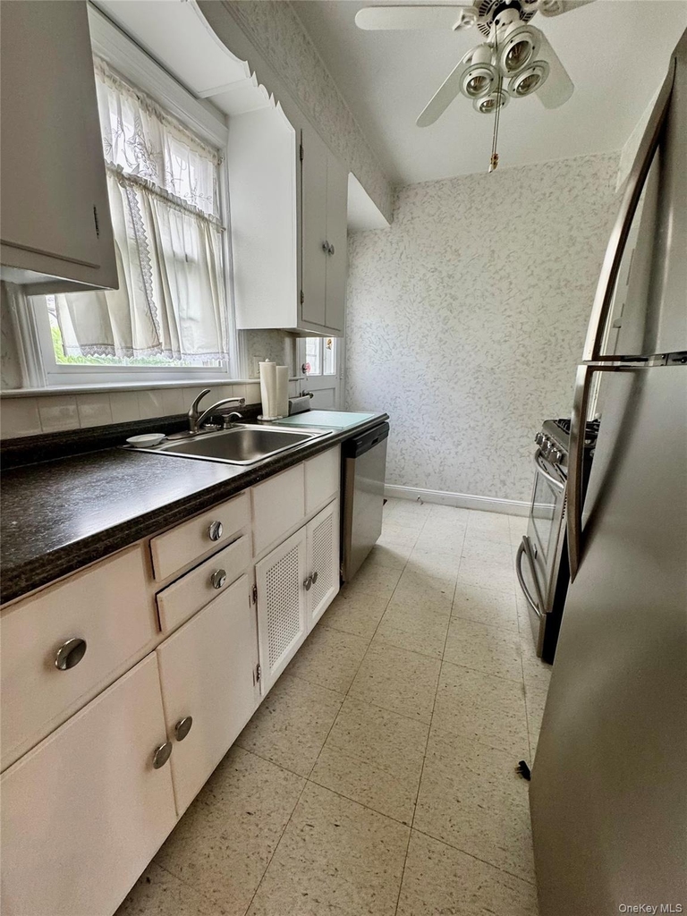 22 Bayview Court - Photo 10