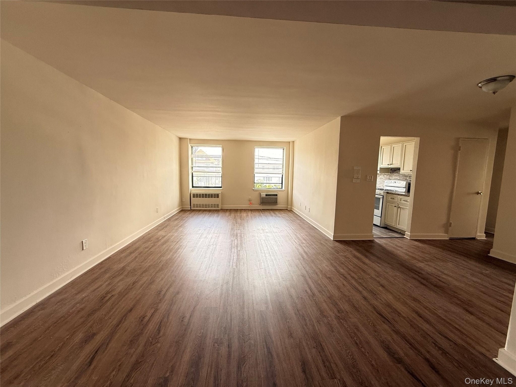 190 First Street - Photo 2