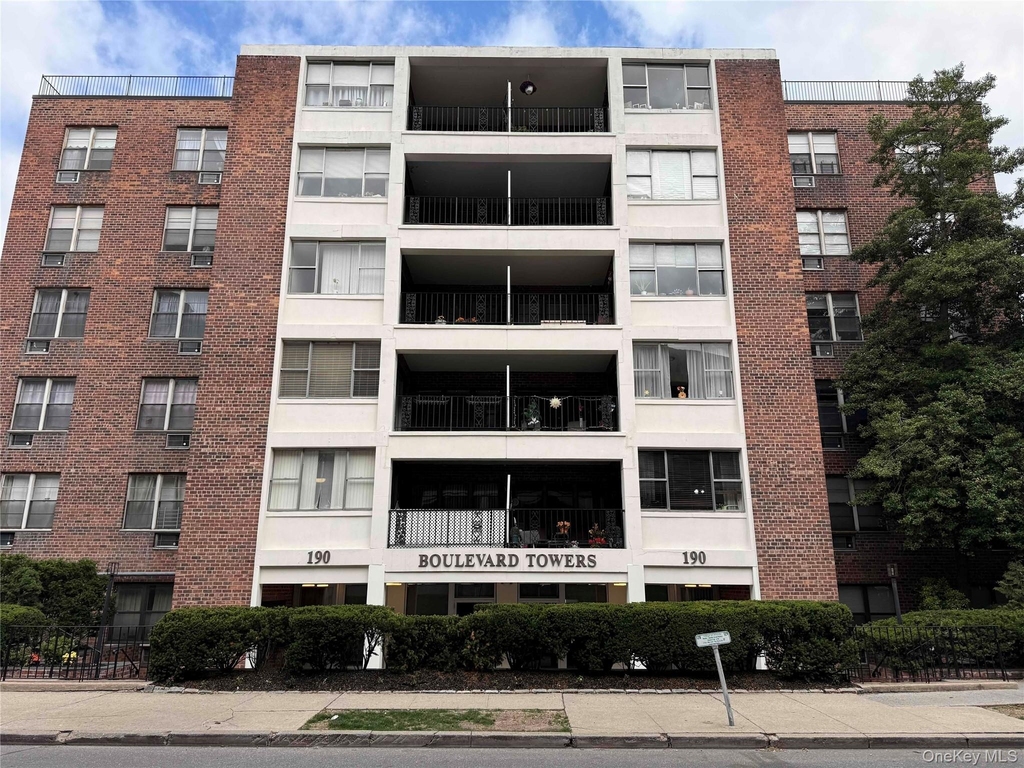 190 First Street - Photo 6