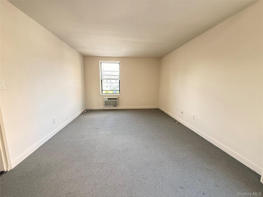 190 First Street - Photo 3
