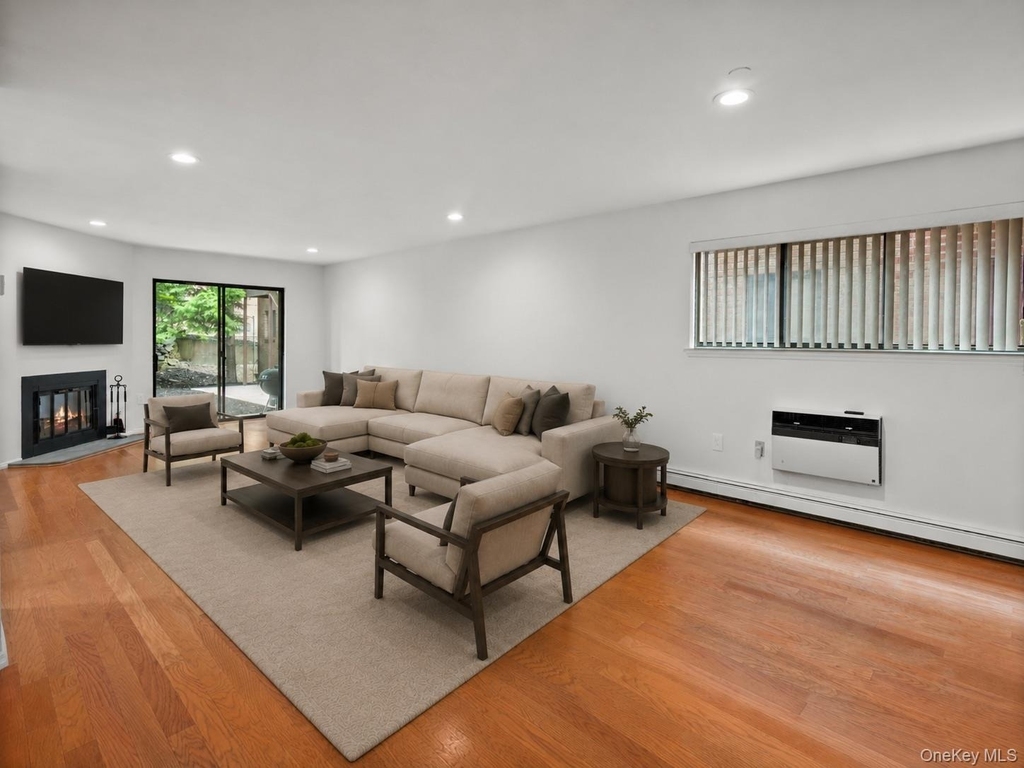 50 Dekalb Avenue - Photo 2
