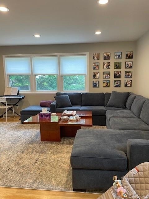 7 Appletree Lane - Photo 2