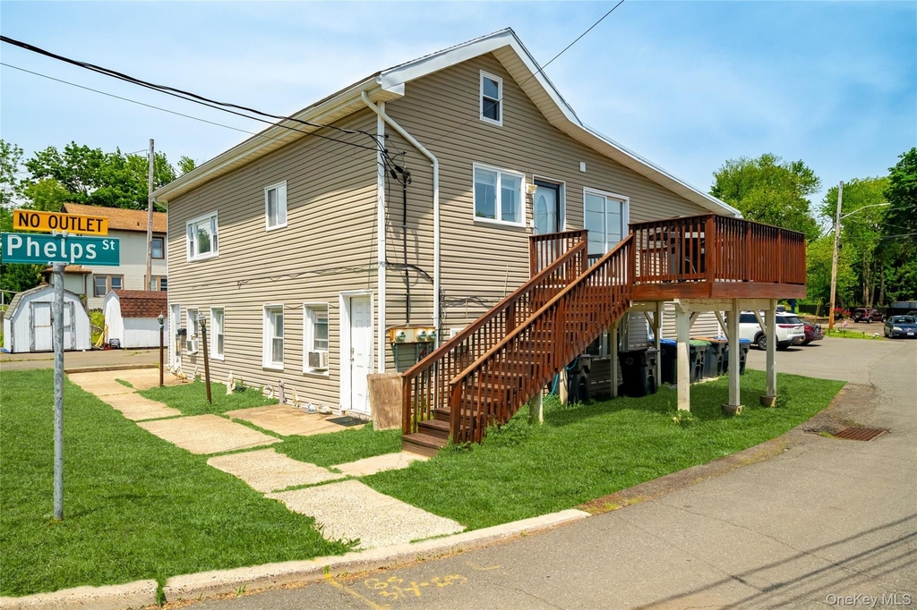 58 Samsondale Avenue - Photo 0