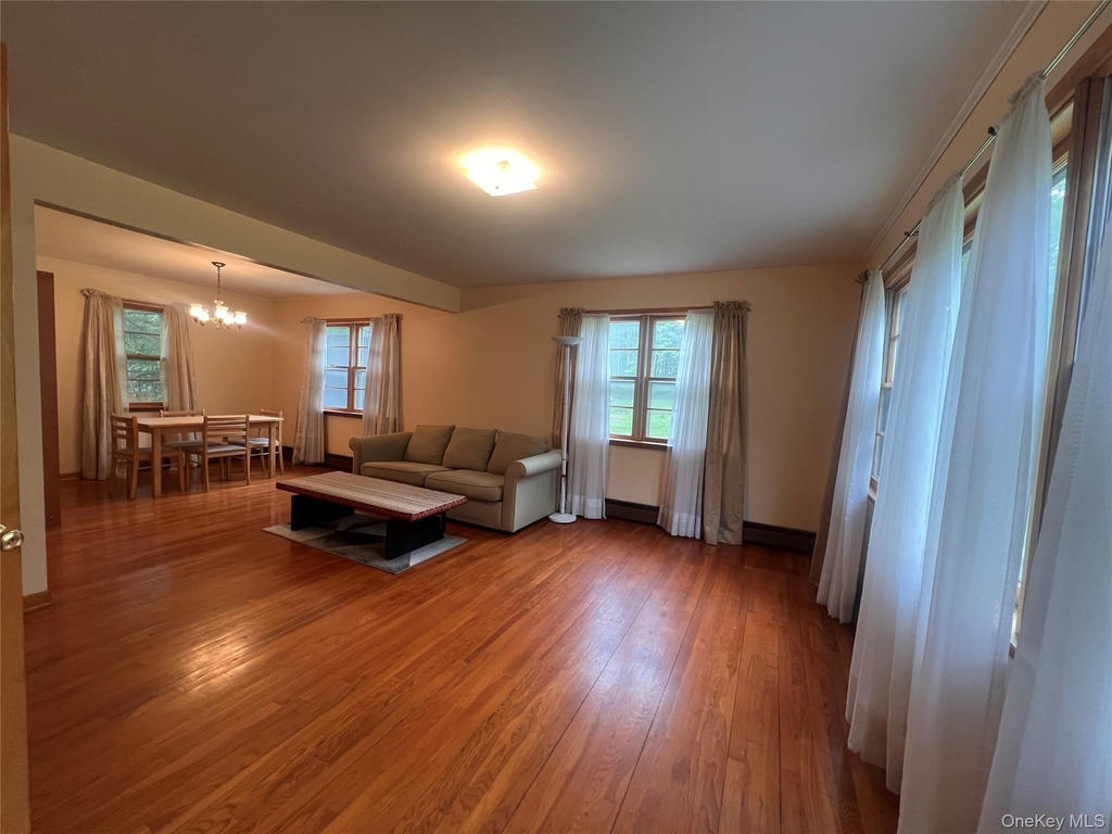 4 Beach Road - Photo 0