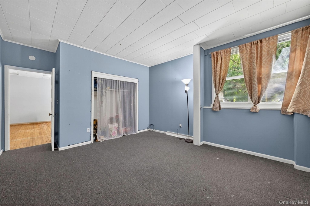 4 Montgomery Road - Photo 14