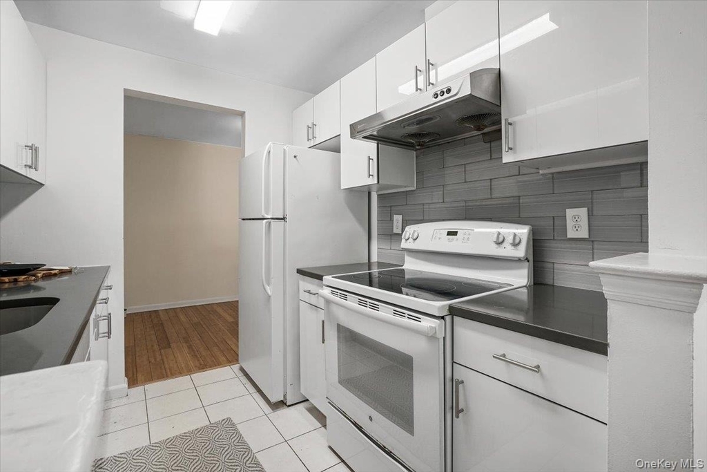 555 Central Park Avenue - Photo 6