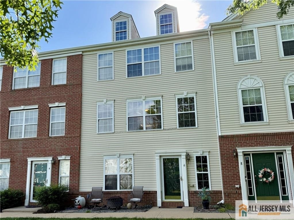 6 Marcinczyk Avenue - Photo 0