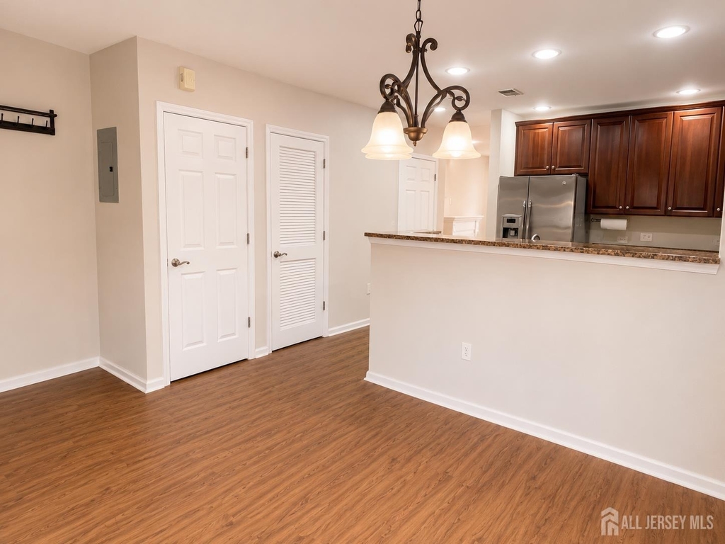 368 Rector Street - Photo 6