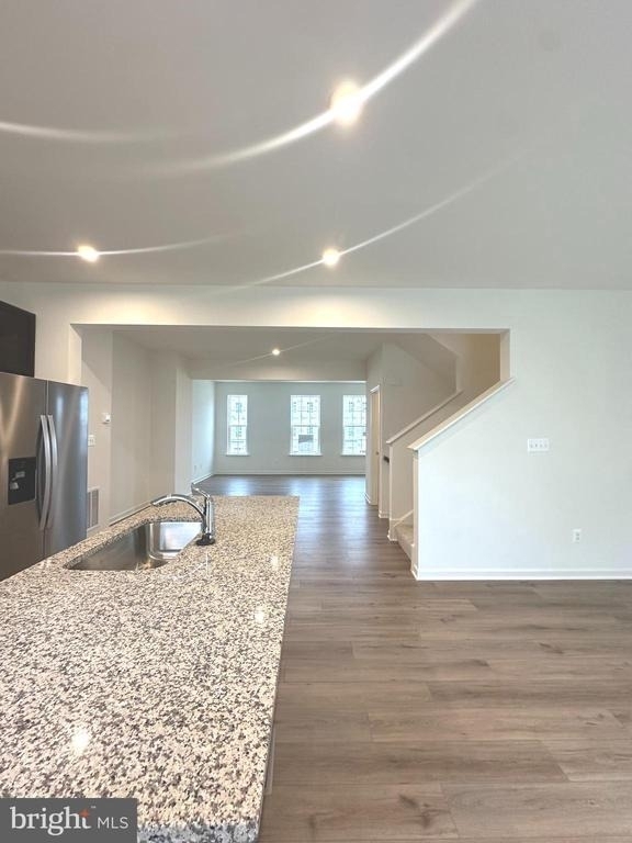 93 Stafford Pl - Photo 15