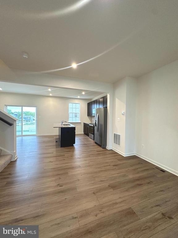 93 Stafford Pl - Photo 6
