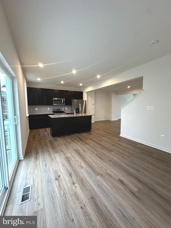 93 Stafford Pl - Photo 7