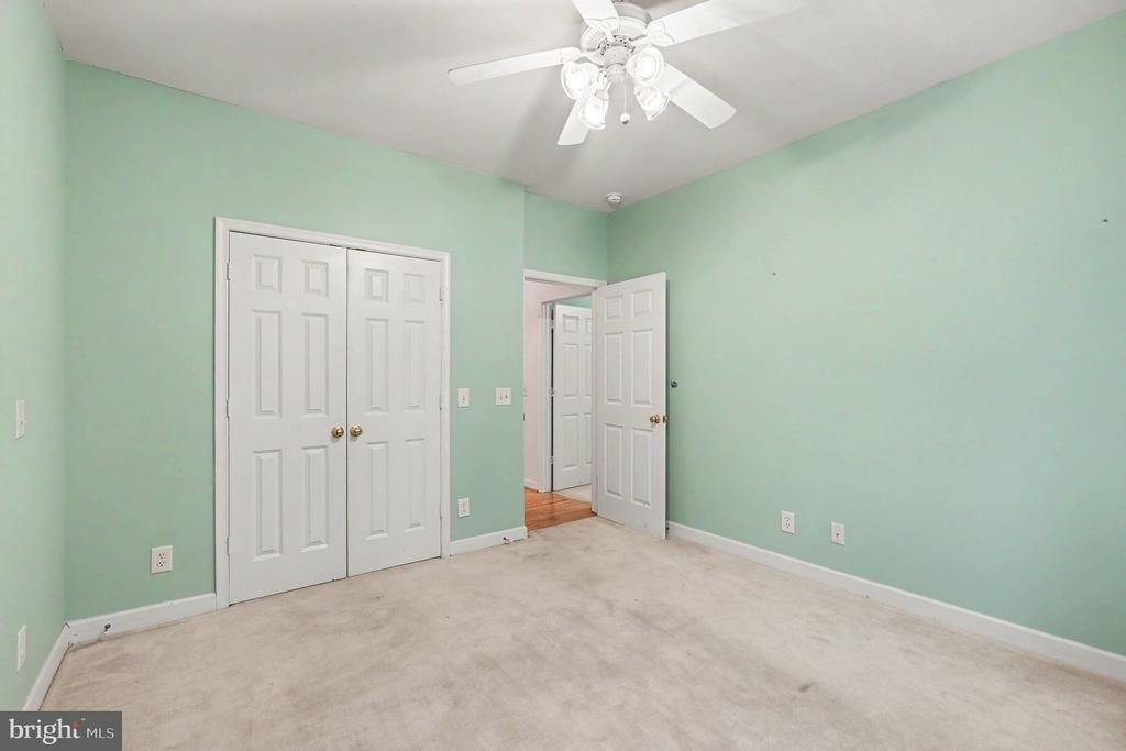 10 Piper Place - Photo 34
