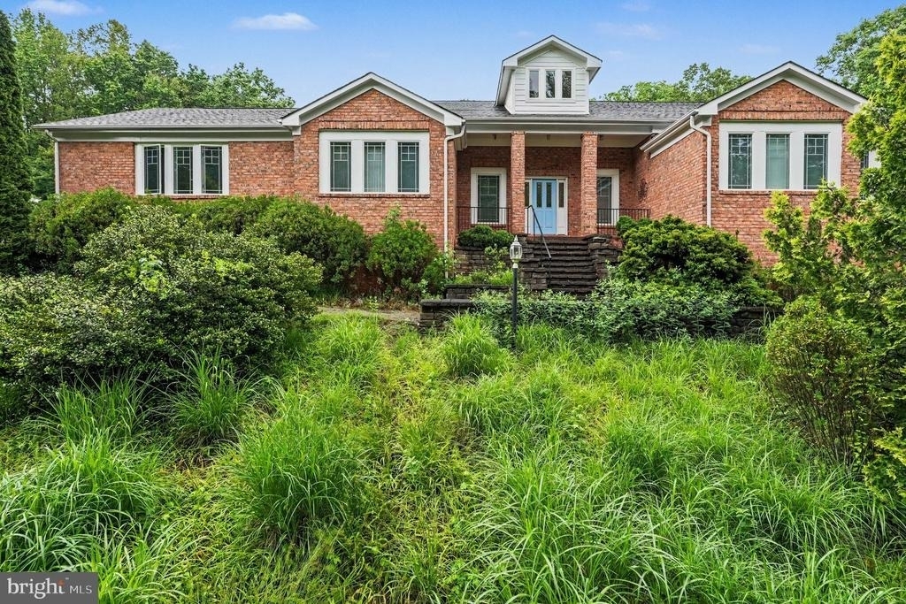 10 Piper Place - Photo 1