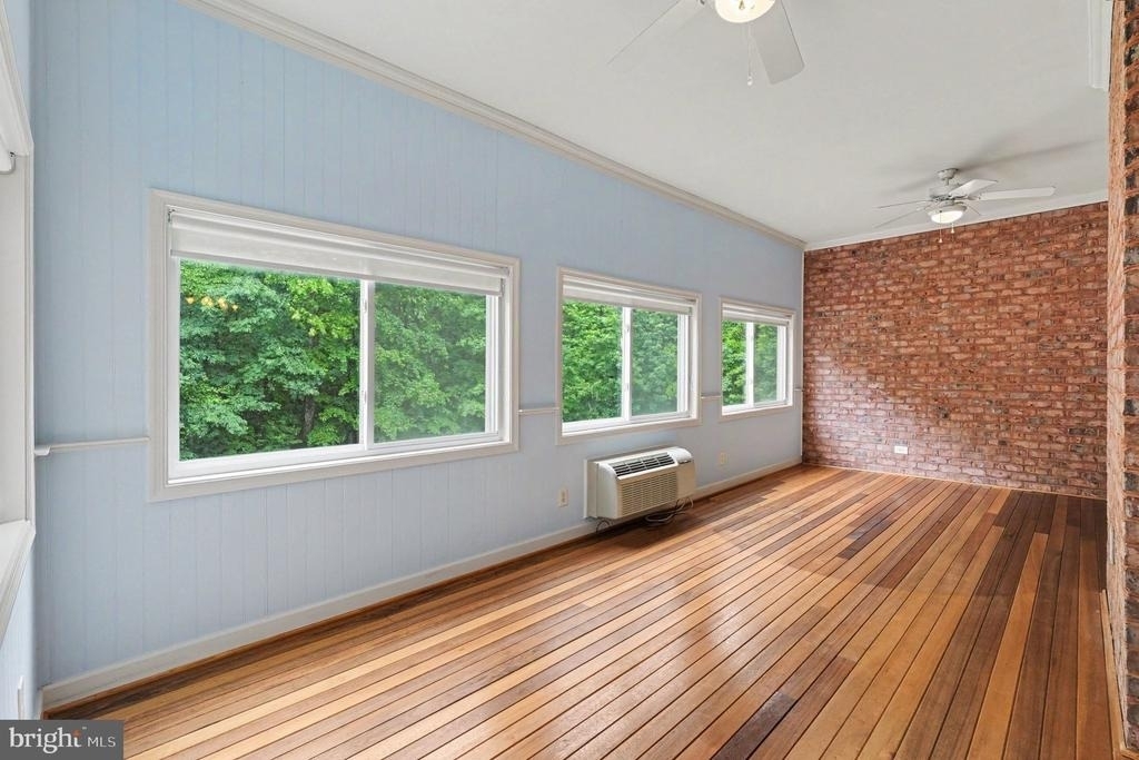 10 Piper Place - Photo 22