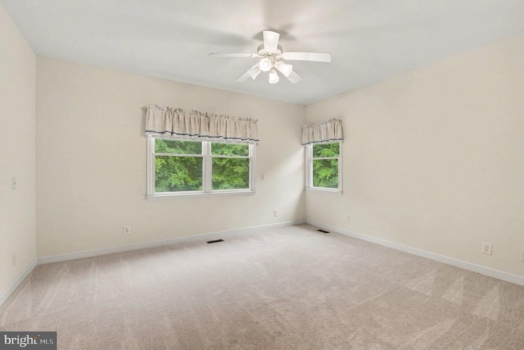 10 Piper Place - Photo 26