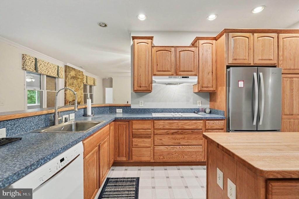 10 Piper Place - Photo 13