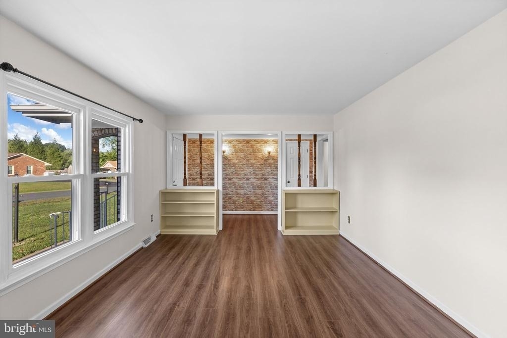308 Butternut Drive - Photo 6