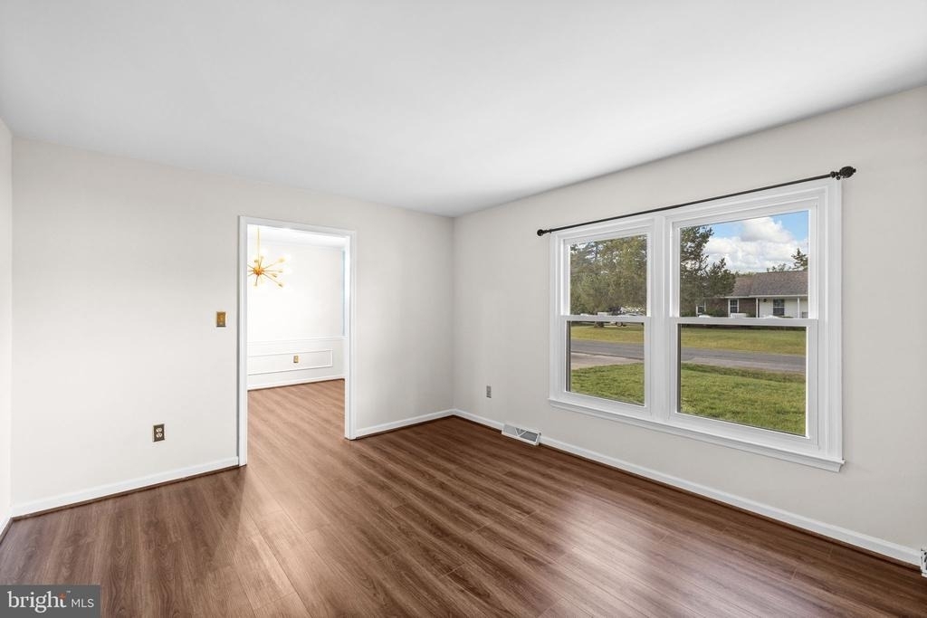 308 Butternut Drive - Photo 8