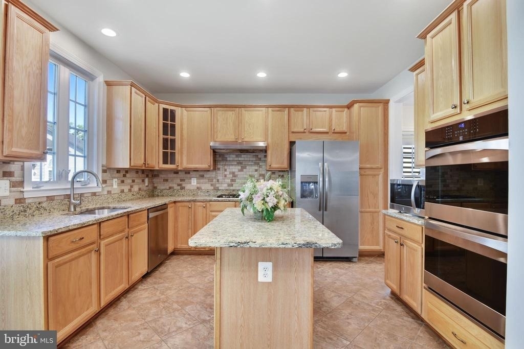 8416 Churchside Drive - Photo 48