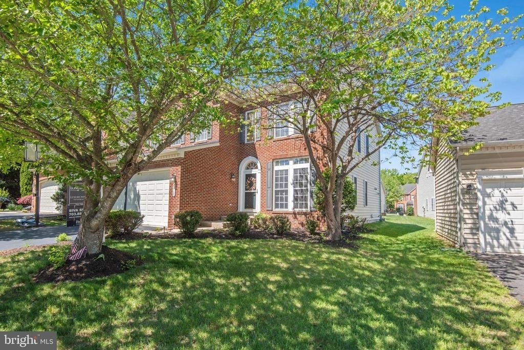 8416 Churchside Drive - Photo 16