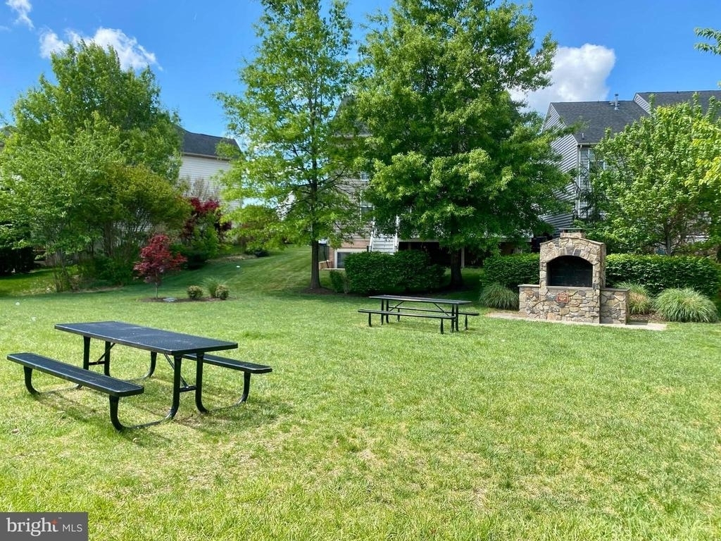 8416 Churchside Drive - Photo 83
