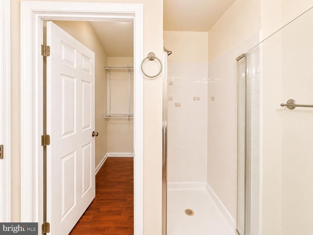 8268 Vermont Place - Photo 12