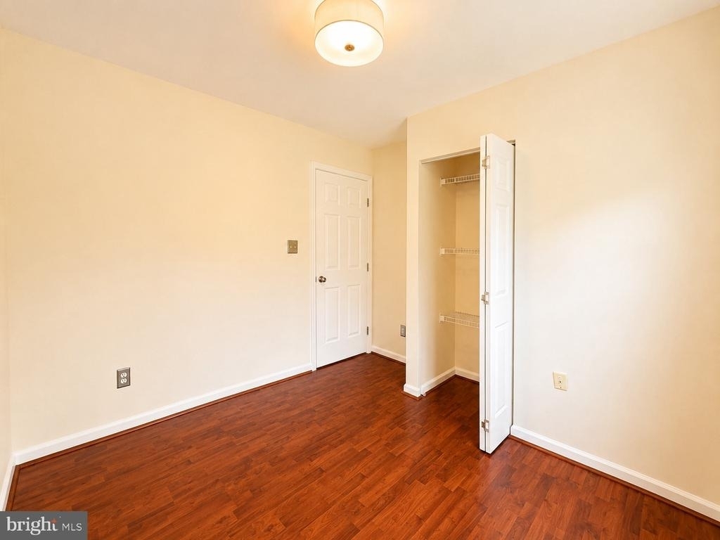 8268 Vermont Place - Photo 17