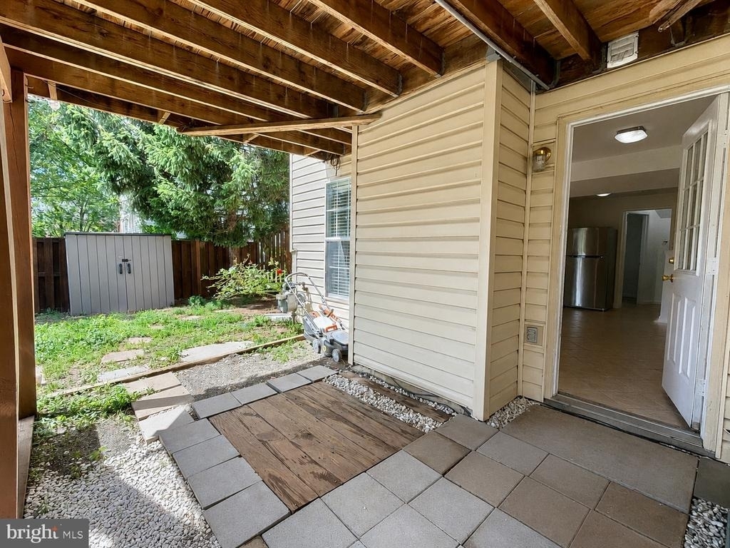 8268 Vermont Place - Photo 28