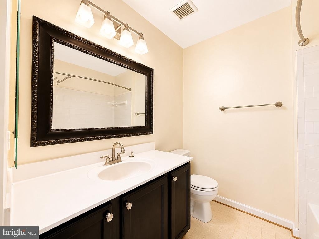 8268 Vermont Place - Photo 14