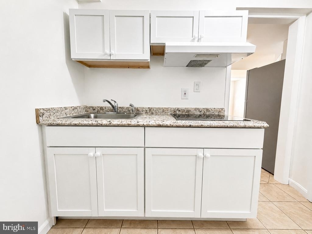 8268 Vermont Place - Photo 24