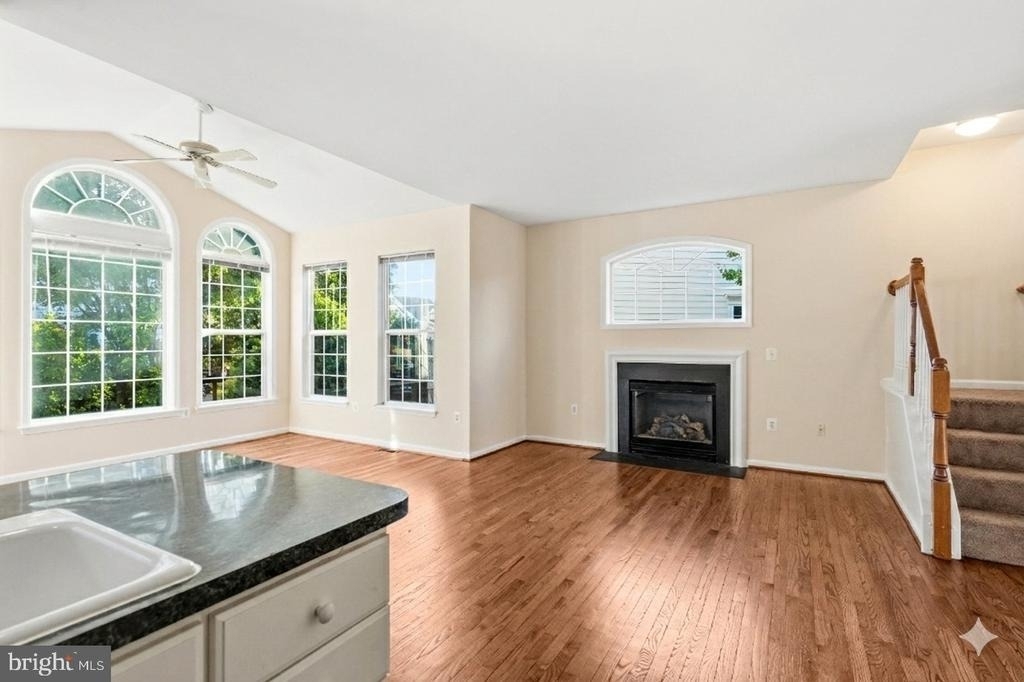 44117 Saxony Terrace - Photo 11