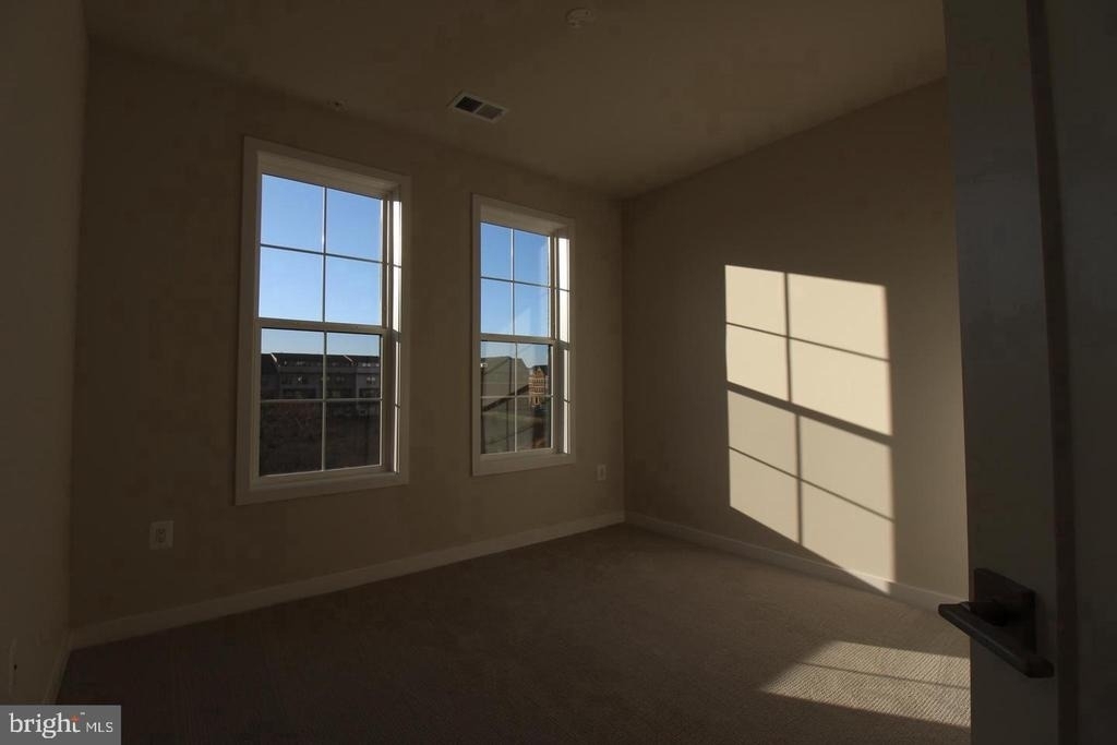 22383 Roanoke Rise Terrace - Photo 35