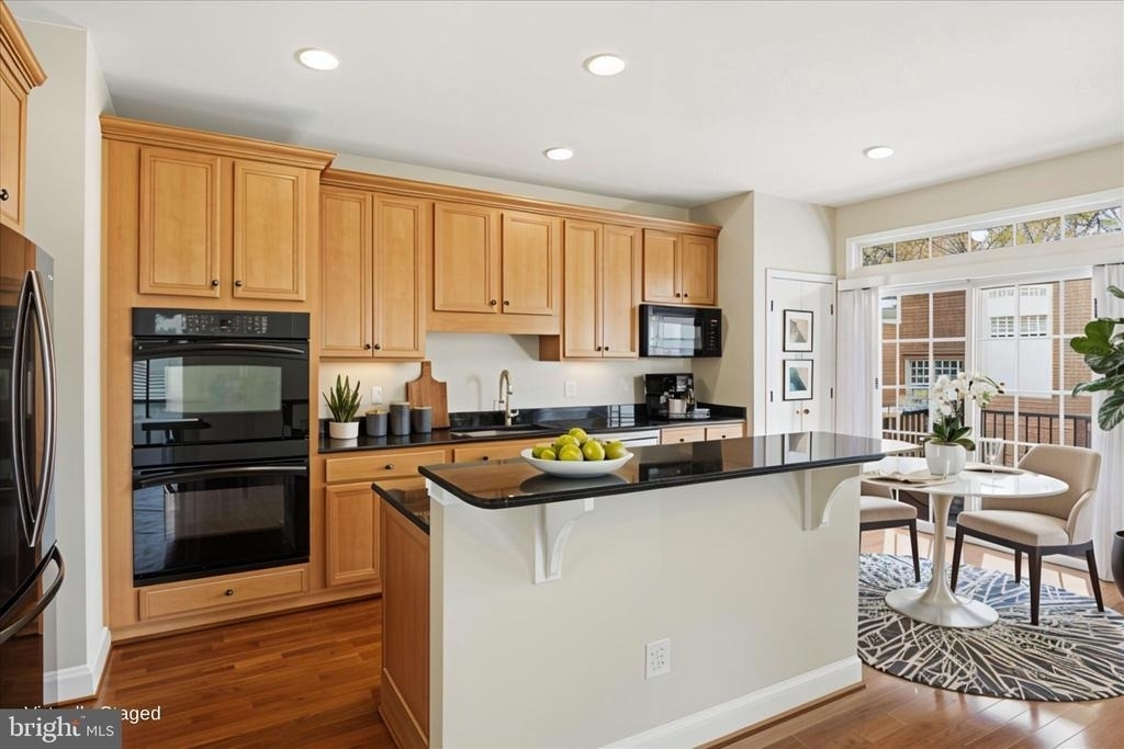 21927 Bayard Terrace - Photo 16