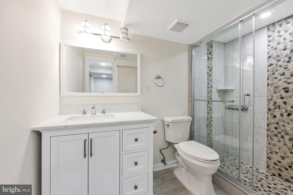 3825 Larchwood Road - Photo 22