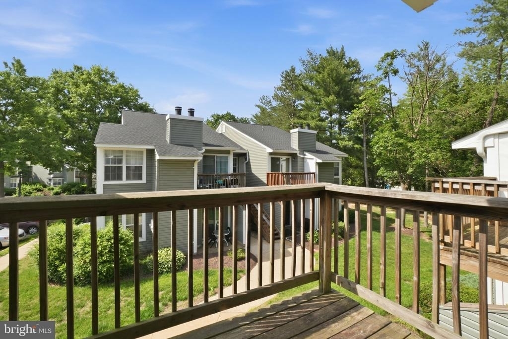 8633 Beekman Place - Photo 23