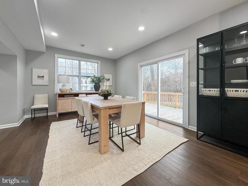 6621 Hallwood Avenue - Photo 11