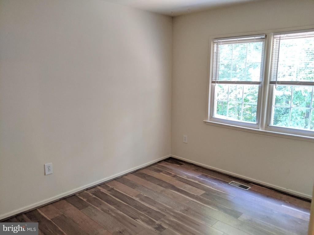 7760 Matisse Way - Photo 15