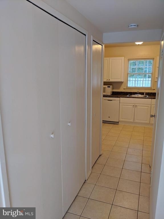 7760 Matisse Way - Photo 6