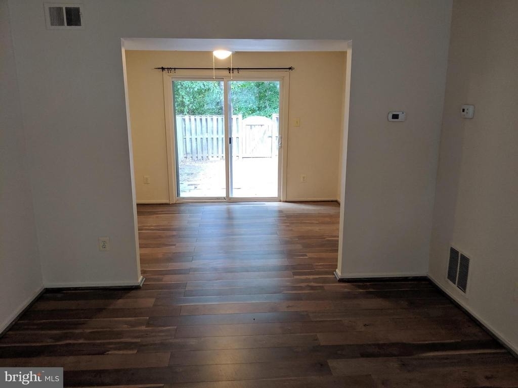 7760 Matisse Way - Photo 5