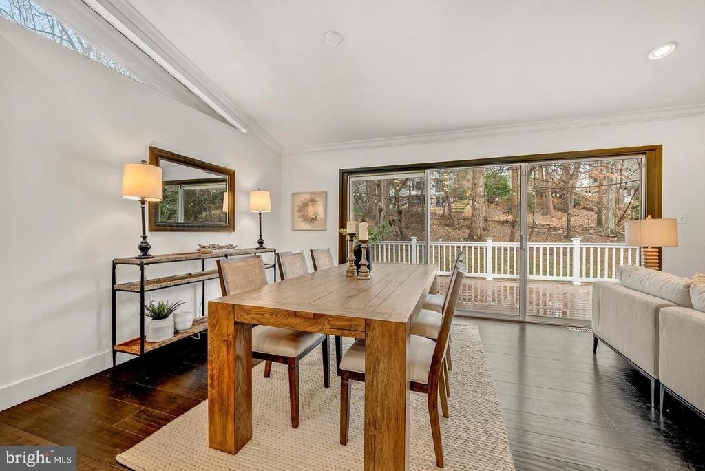 1717 Valley Avenue - Photo 3