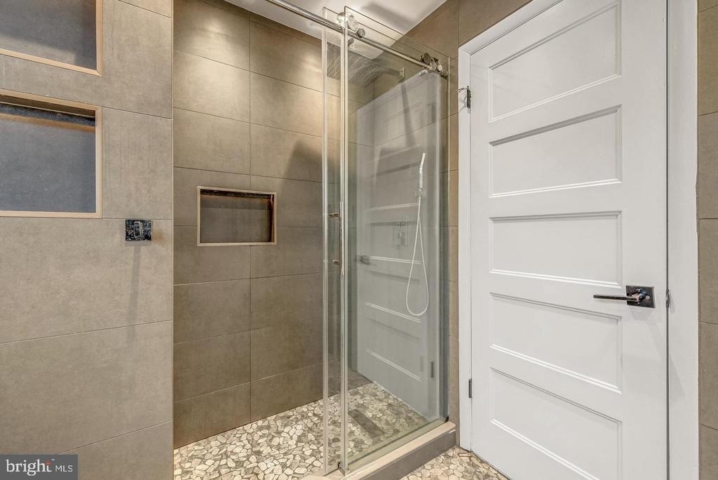 1717 Valley Avenue - Photo 10